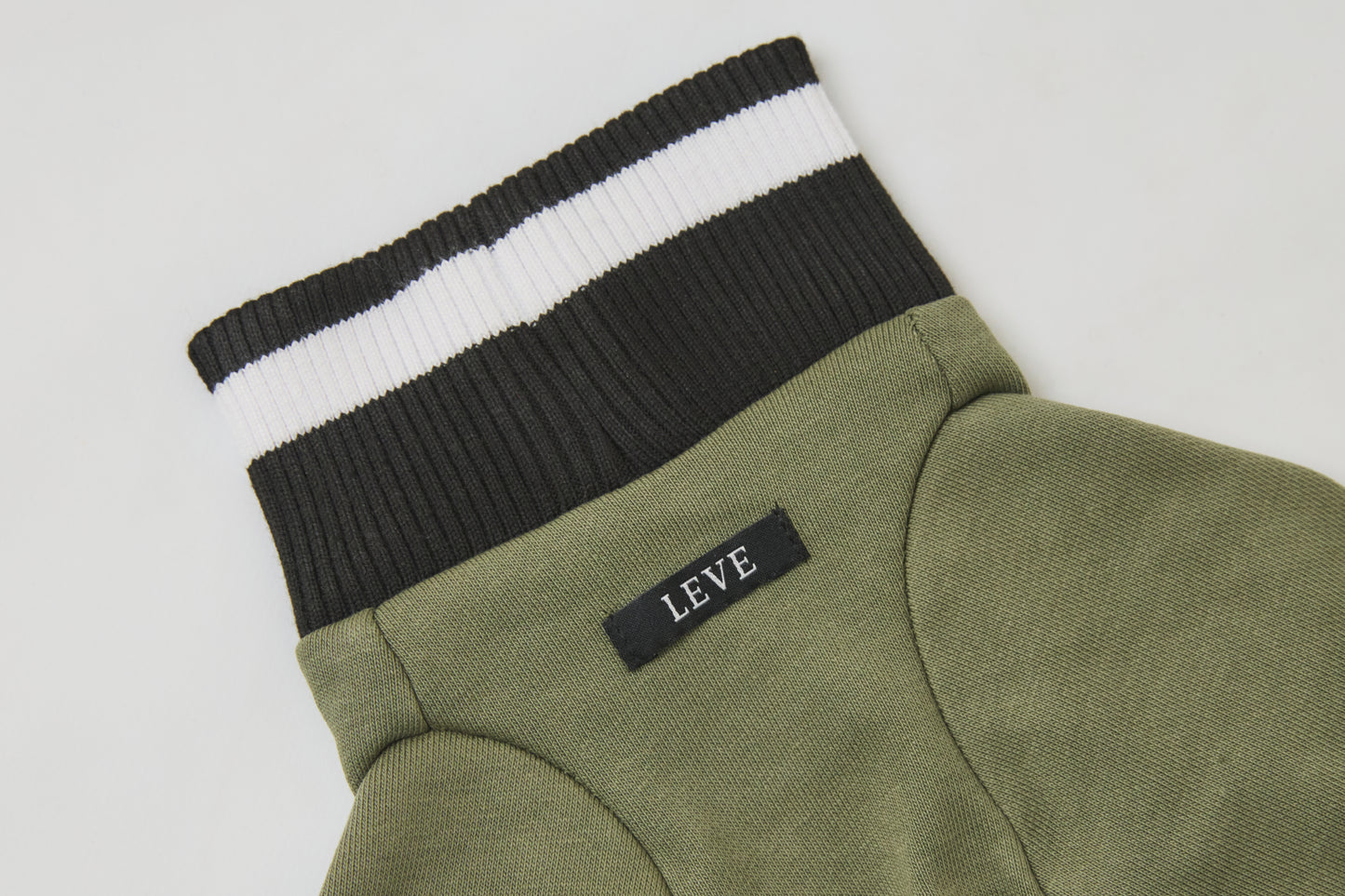 Ribbed Border Sweater -Olive